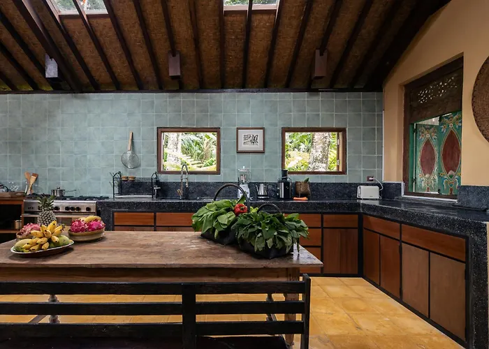 Villa Hartwood Elegant 2br In *